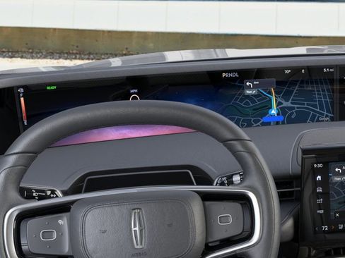New 2026 Lincoln Nautilus Premier AWD/4WD image 13