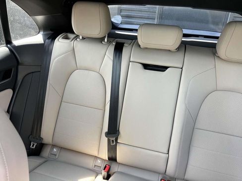 Used 2025 Porsche Macan Electric image 39