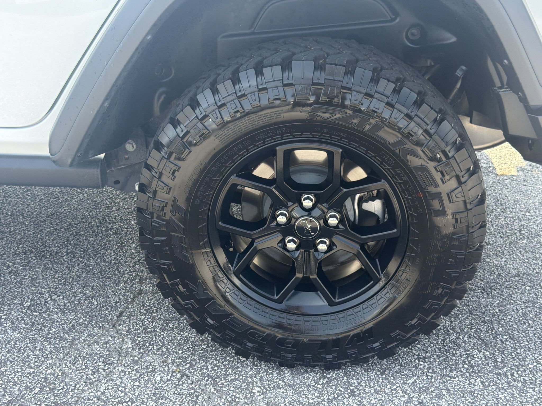 Used 2024 Jeep Wrangler Unlimited Sport AWD/4WD image 19