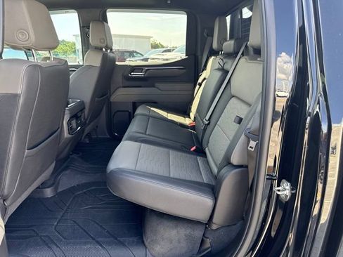 Used 2025 Chevrolet Silverado 1500 ZR2 w/ Technology Package AWD/4WD image 3