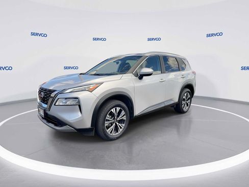 Used 2023 Nissan Rogue SV w/ SV Premium B Package FWD image 4