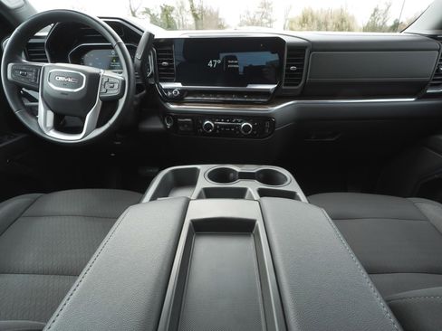 Used 2023 GMC Sierra 1500 Elevation image 35
