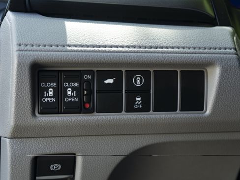 Used 2024 Honda Odyssey EX-L image 40