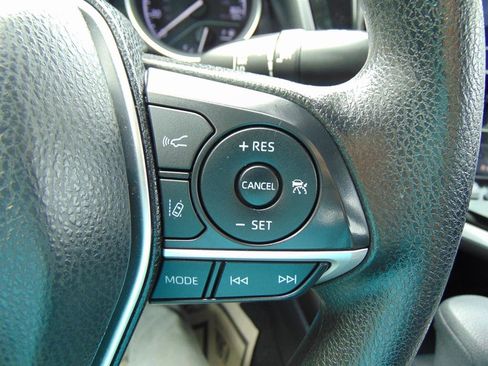 Used 2023 Toyota Camry LE FWD image 30