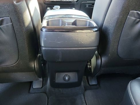 Used 2020 Kia Telluride S image 19