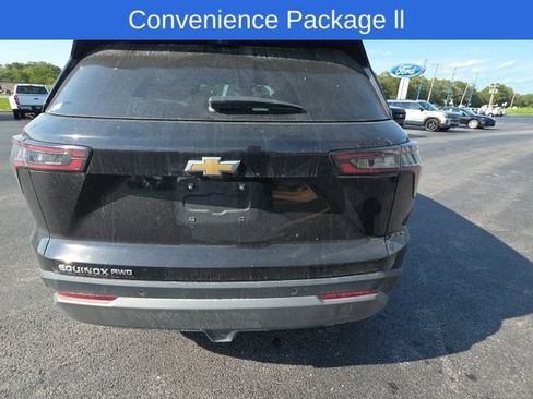 Used 2025 Chevrolet Equinox LT w/ Convenience Package II AWD/4WD image 2