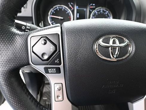 Used 2023 Toyota 4Runner Limited AWD/4WD image 27