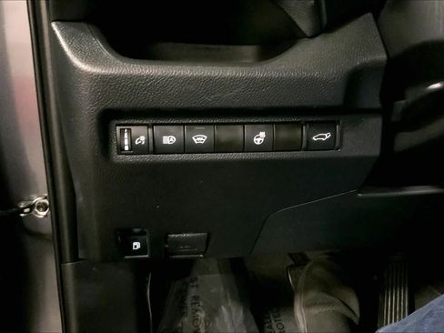 Certified 2023 Toyota RAV4 XLE w/ Convenience Package AWD/4WD image 35