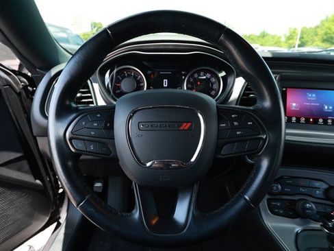 Used 2023 Dodge Challenger GT AWD/4WD image 10