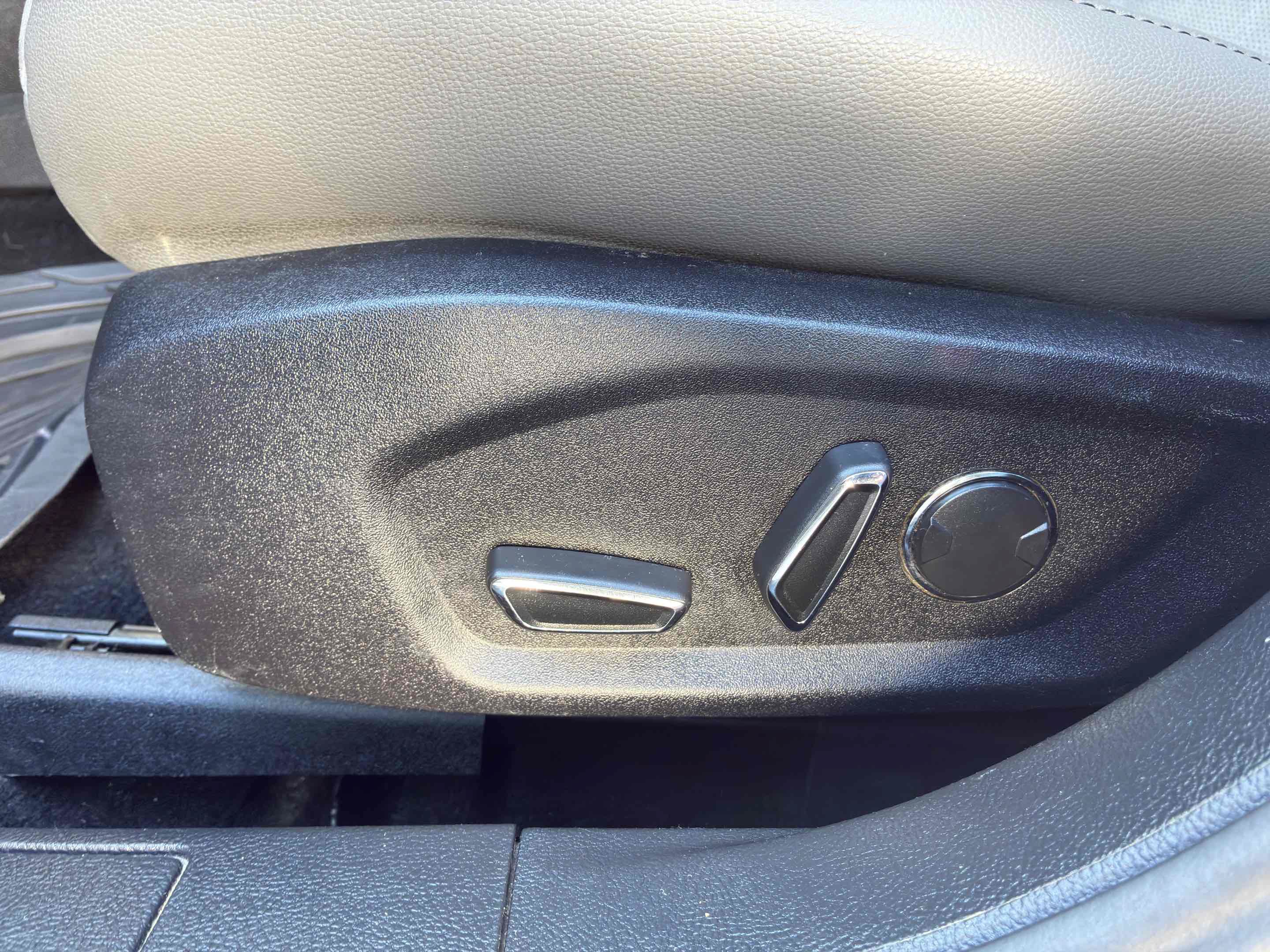 Used 2017 Ford Fusion Sport AWD/4WD image 40