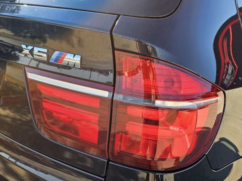 Used 2012 BMW X5 M w/ Active Ventilated Seat Pkg image 9
