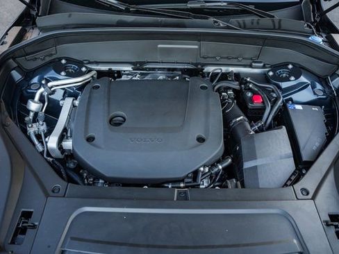 New 2026 Volvo XC90 B6 Ultra w/ Protection Package Premier image 18