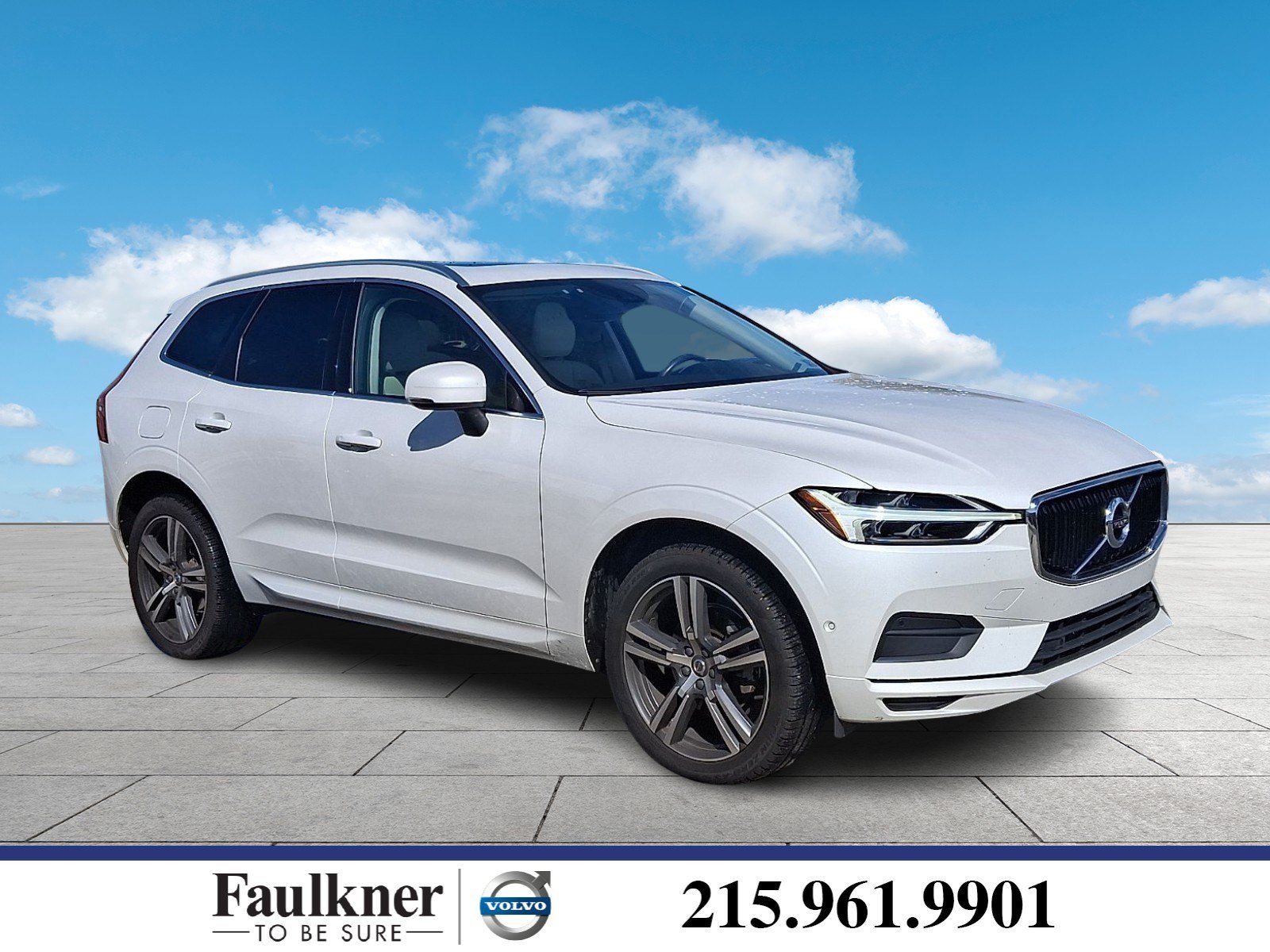 Used 2019 Volvo XC60 T5 Momentum w/ Premium Package AWD/4WD image 1