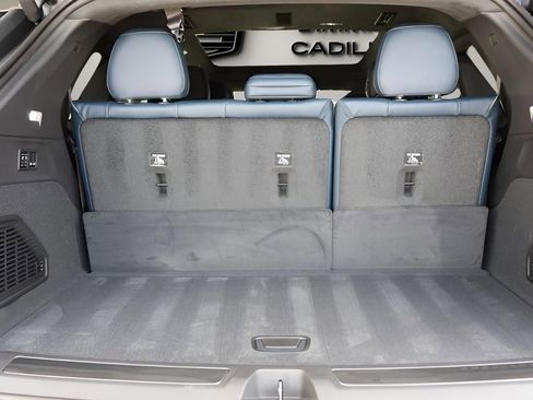 New 2025 Cadillac Escalade IQ Luxury 2 w/ LPO, Radiant Package image 27