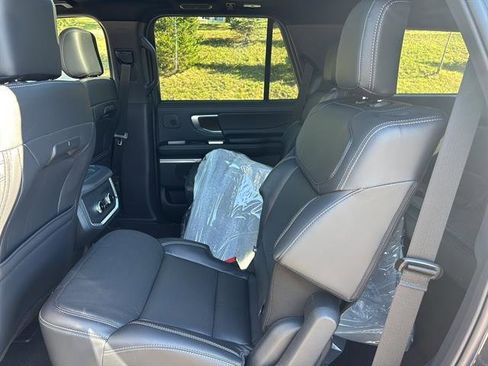 New 2025 Ford Expedition Platinum w/ Stealth Performance Package image 15