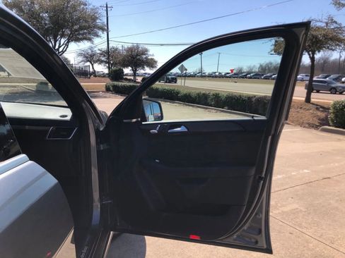 Used 2018 Mercedes-Benz GLE 350 image 16