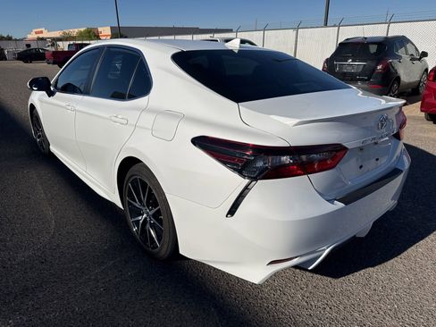 Used 2023 Toyota Camry SE w/ Audio Upgrade Package FWD image 7