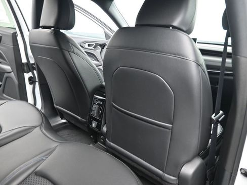 New 2026 Jeep Compass Latitude image 24