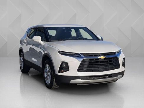 Used 2022 Chevrolet Blazer LT image 3