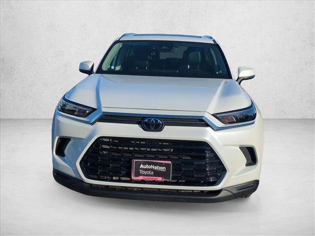 Used 2025 Toyota Grand Highlander FWD image 2