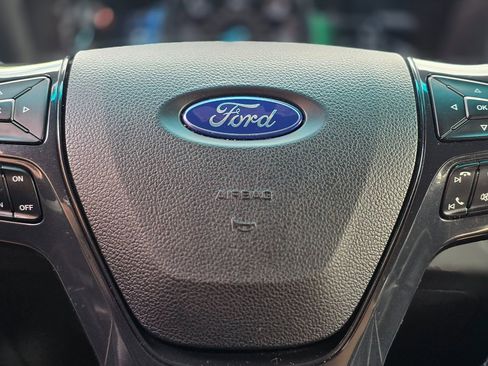 Used 2016 Ford Explorer XLT w/ Equipment Group 202A image 34