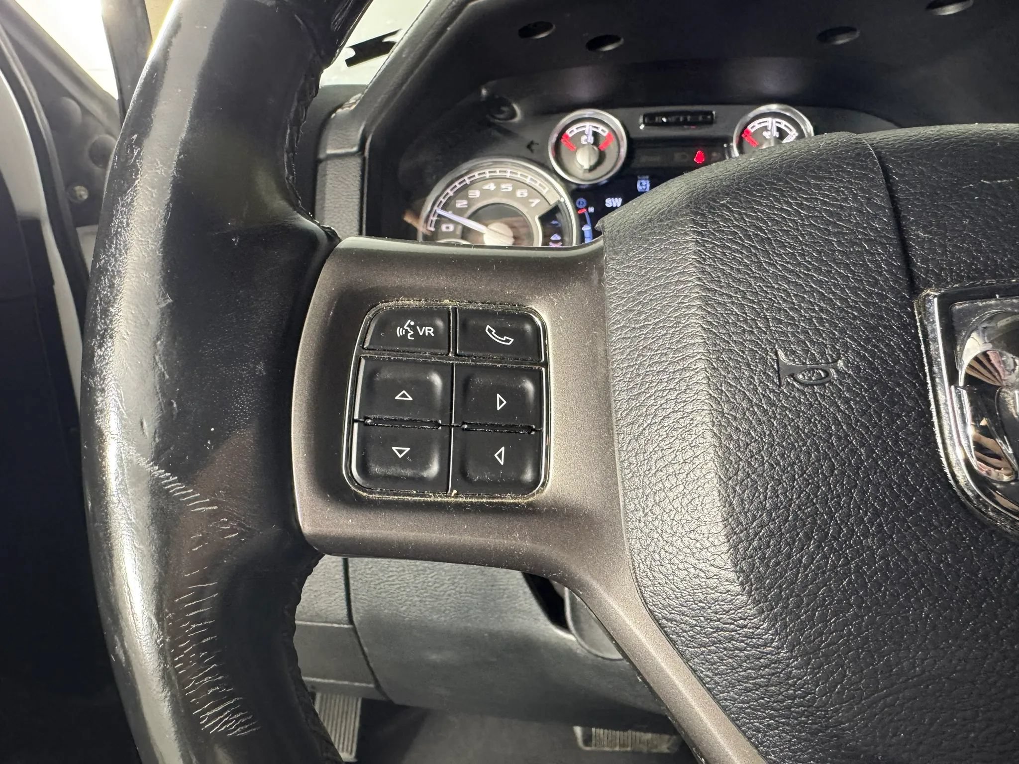 Used 2015 RAM 1500 Limited AWD/4WD image 15