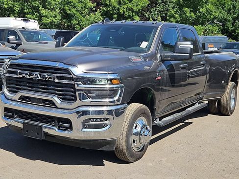 New 2026 RAM 3500 Tradesman AWD/4WD image 3