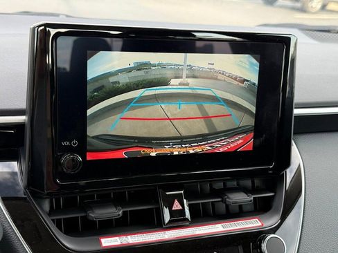 Certified 2025 Toyota Corolla LE image 22