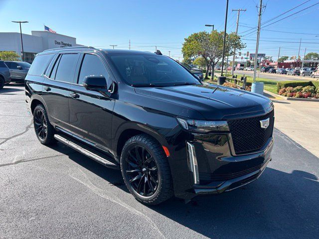Used 2021 Cadillac Escalade Sport w/ Driver Assist Tech Package AWD/4WD image 4