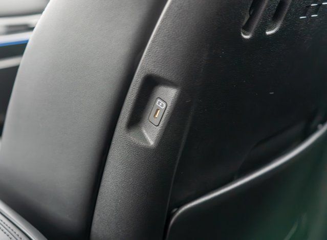 Used 2024 Hyundai Santa Fe Calligraphy AWD/4WD image 19
