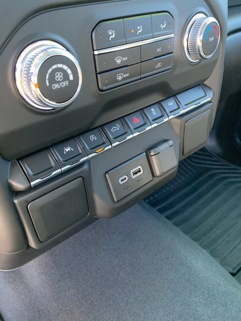 Used 2026 GMC Sierra 1500 Pro w/ Graphite Edition RWD image 26