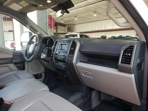 Used 2022 Ford F250 XL w/ Power Equipment Group RWD image 11