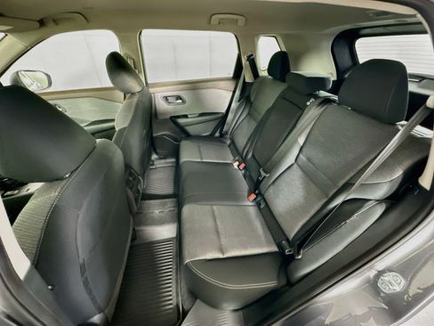 Used 2023 Nissan Rogue SV FWD image 26
