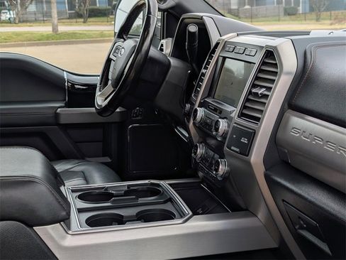 Used 2021 Ford F250 Platinum w/ FX4 Off-Road Package image 42