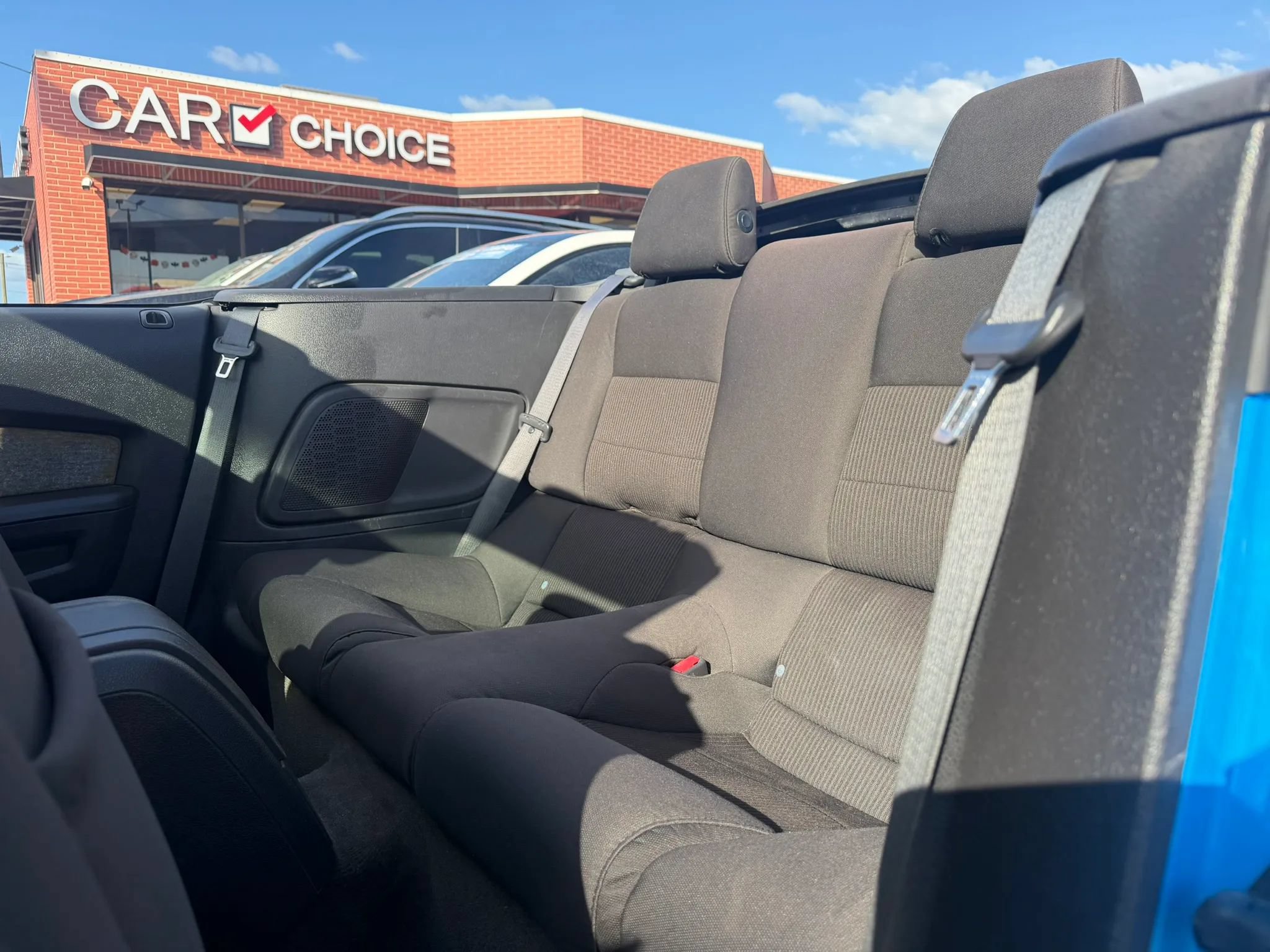 Used 2013 Ford Mustang Convertible RWD image 17