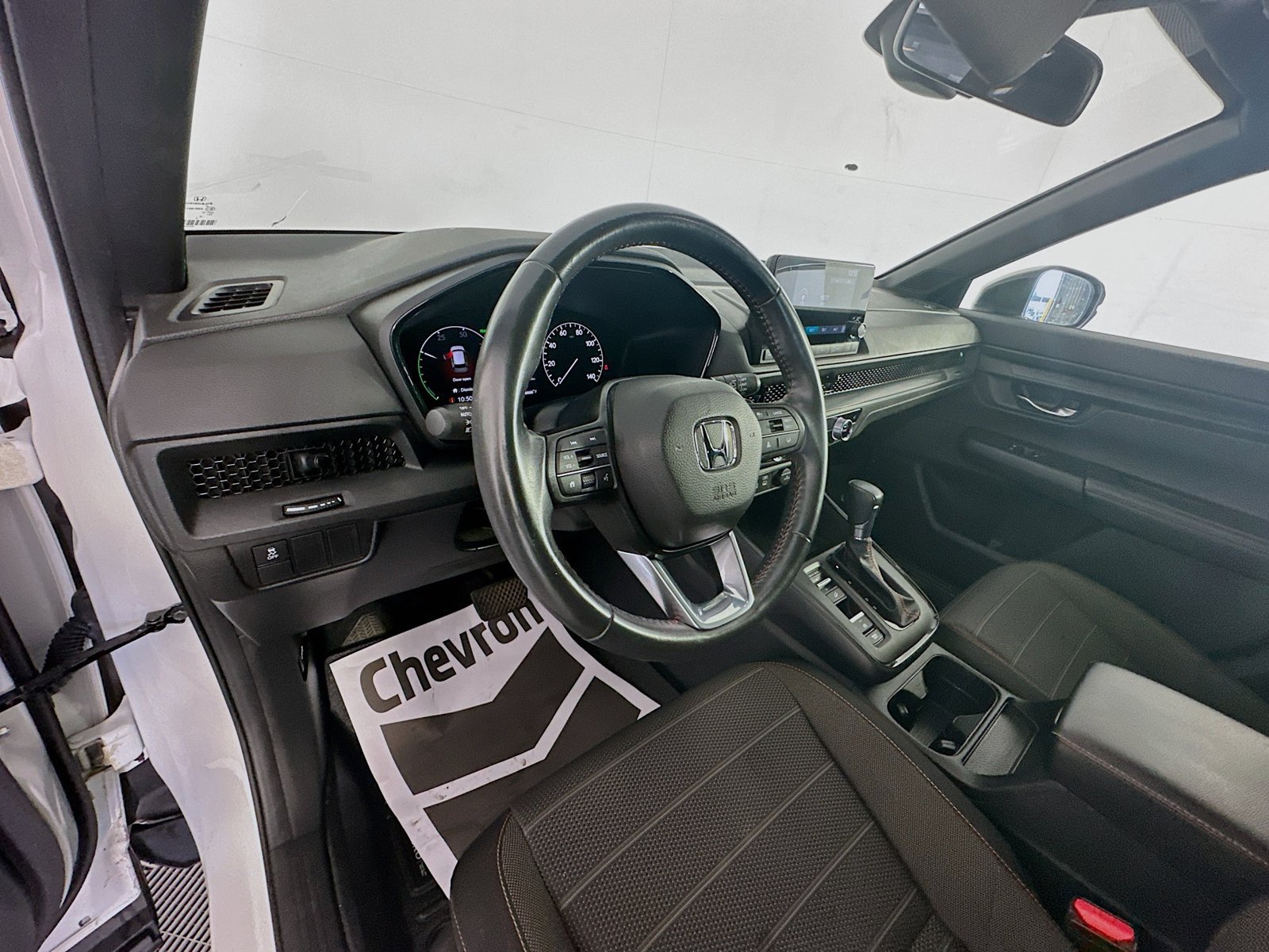 Used 2023 Honda CR-V Sport image 9
