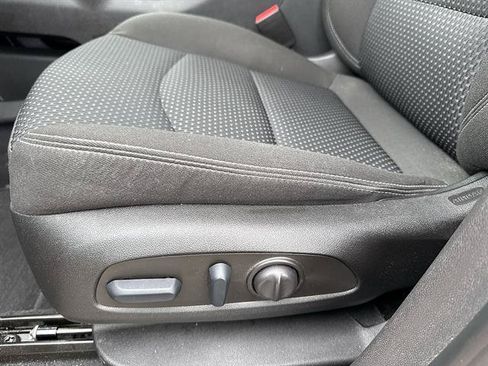 Used 2023 GMC Terrain SLE w/ Driver Convenience Package FWD image 42