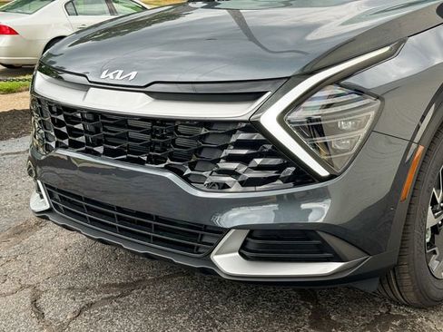 Used 2025 Kia Sportage EX FWD image 46