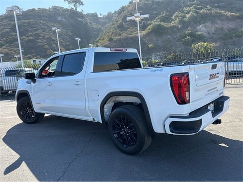 Certified 2022 GMC Sierra 1500 Elevation image 3