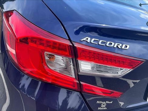 Used 2018 Honda Accord EX-L image 29