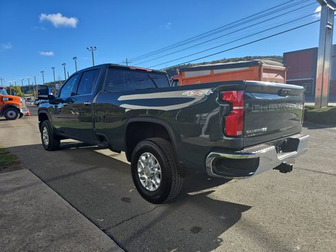 Used 2025 Chevrolet Silverado 2500 LTZ w/ Snow Plow Prep/Camper Package image 6