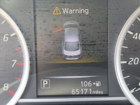 Used 2016 Nissan Sentra SV FWD image 10