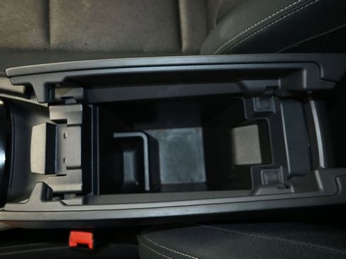 Certified 2024 Nissan Rogue SV FWD image 18