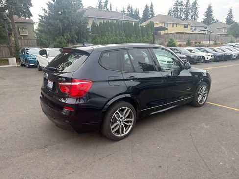 Used 2017 BMW X3 xDrive28i AWD/4WD image 4