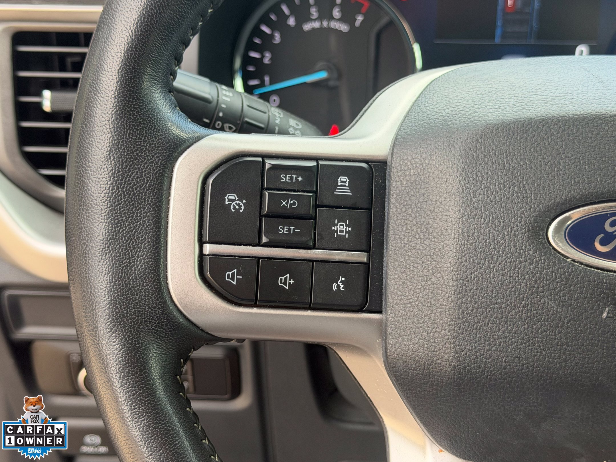 Used 2024 Ford Expedition XLT RWD image 15