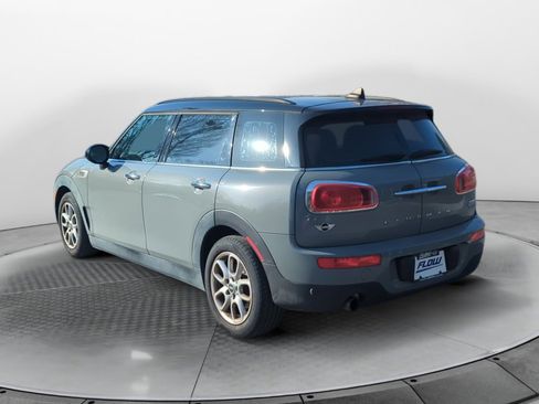 Used 2017 MINI Cooper Clubman Cooper image 5