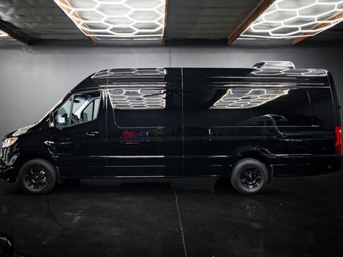 Used 2026 Mercedes-Benz Sprinter 3500 image 3