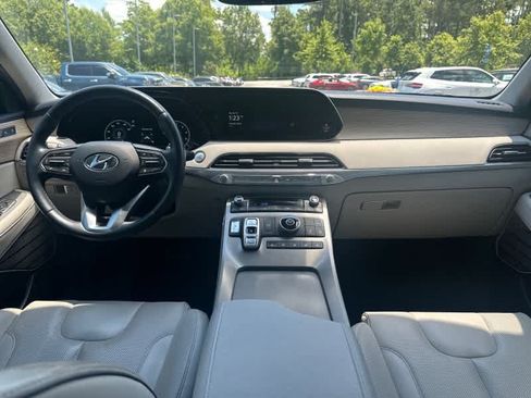 Used 2021 Hyundai Palisade Limited w/ Cargo Package FWD image 17