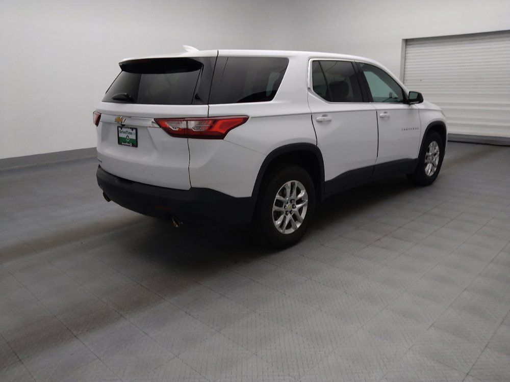 Used 2021 Chevrolet Traverse LS FWD image 10
