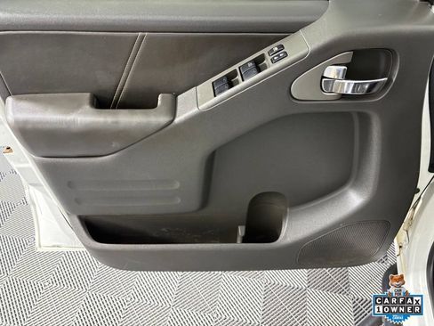 Used 2018 Nissan Frontier PRO-4X w/ Pro-4x Luxury Package AWD/4WD image 15